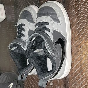 Nike toodler shoes